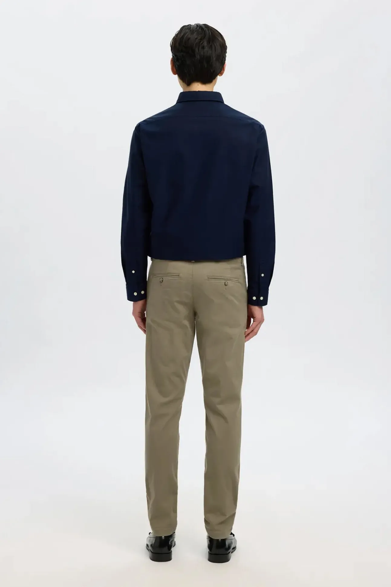 Pantalón chino Slim Fit confeccionado con algodón orgánico