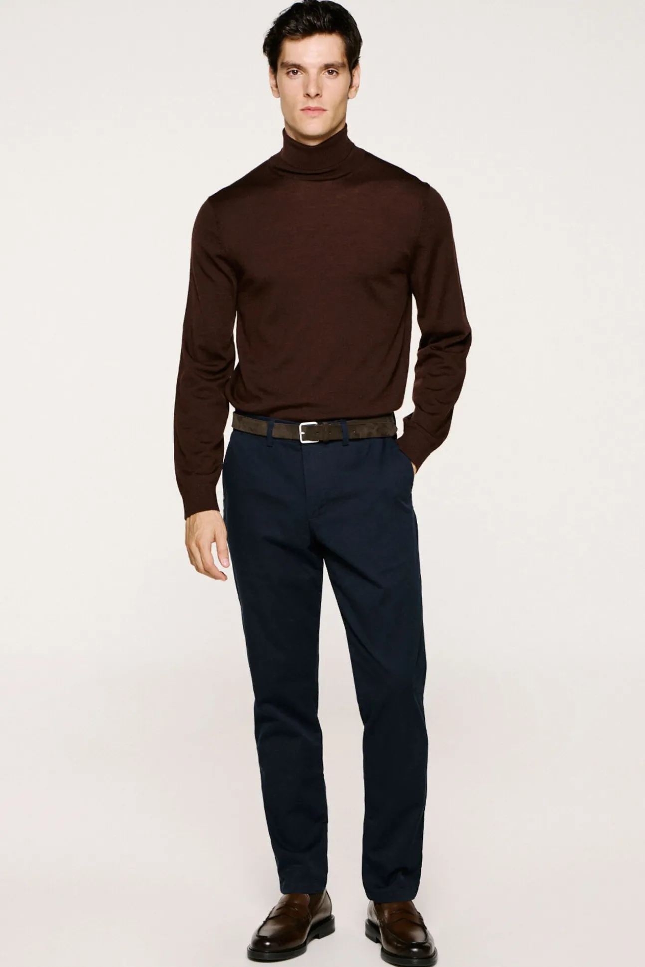 Pantalón chino Slim Fit confeccionado con algodón orgánico