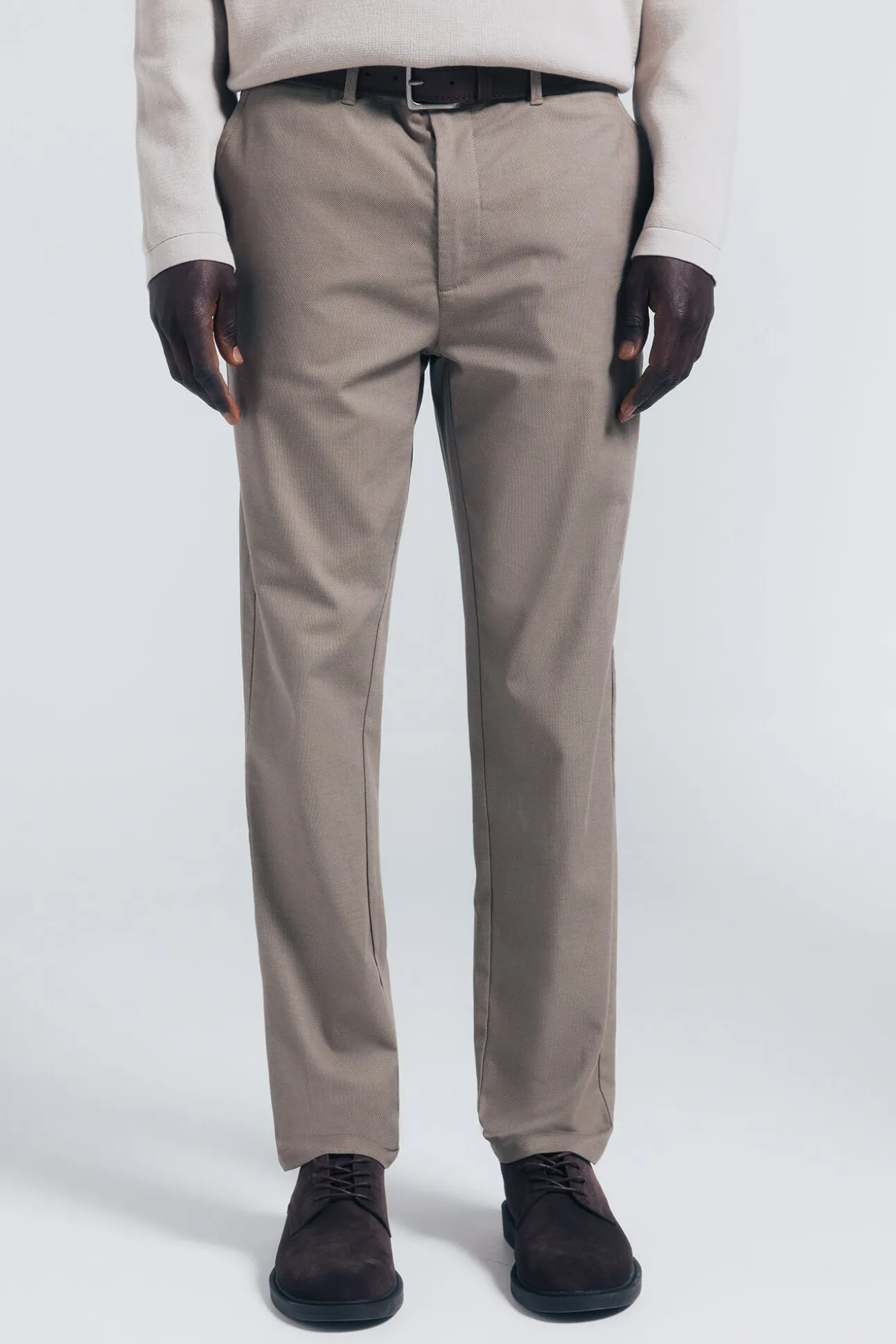 Pantalón chino vestir comfort slim fit