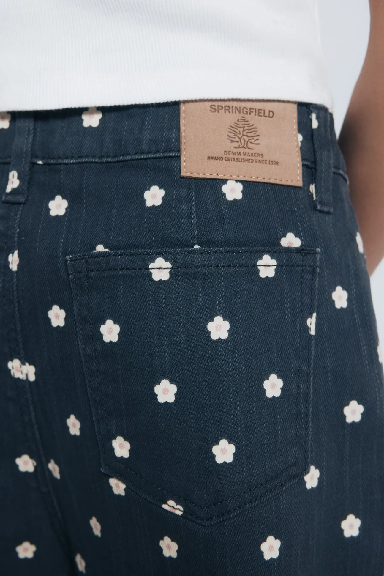 Pantalón culotte margaritas niña