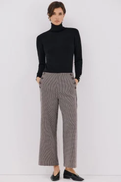 Pantalón de mujer crop y ancho