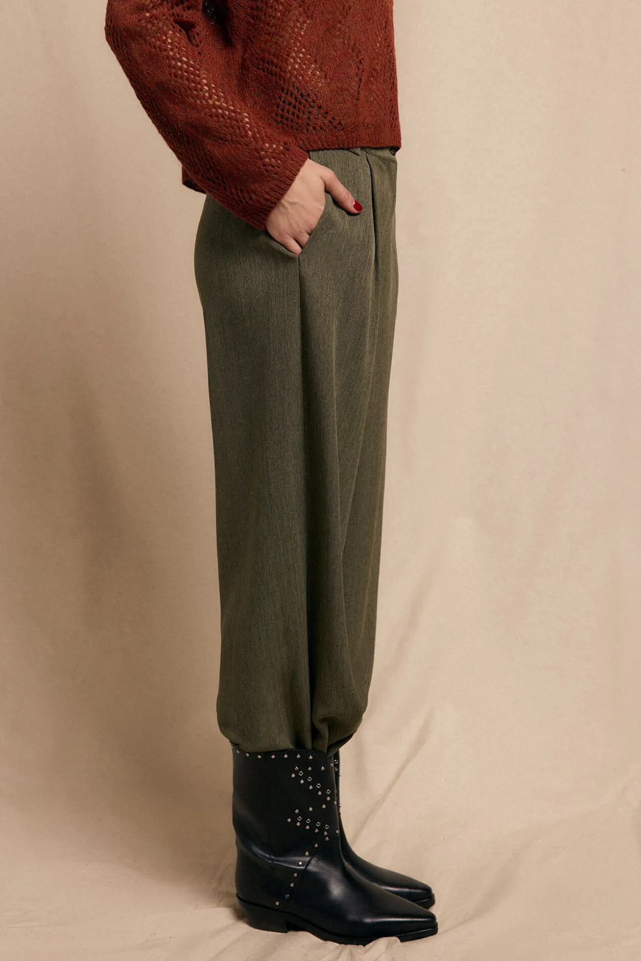 Pantalón de pinzas rastrero