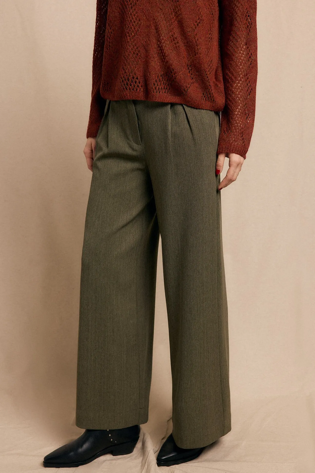 Pantalón de pinzas rastrero