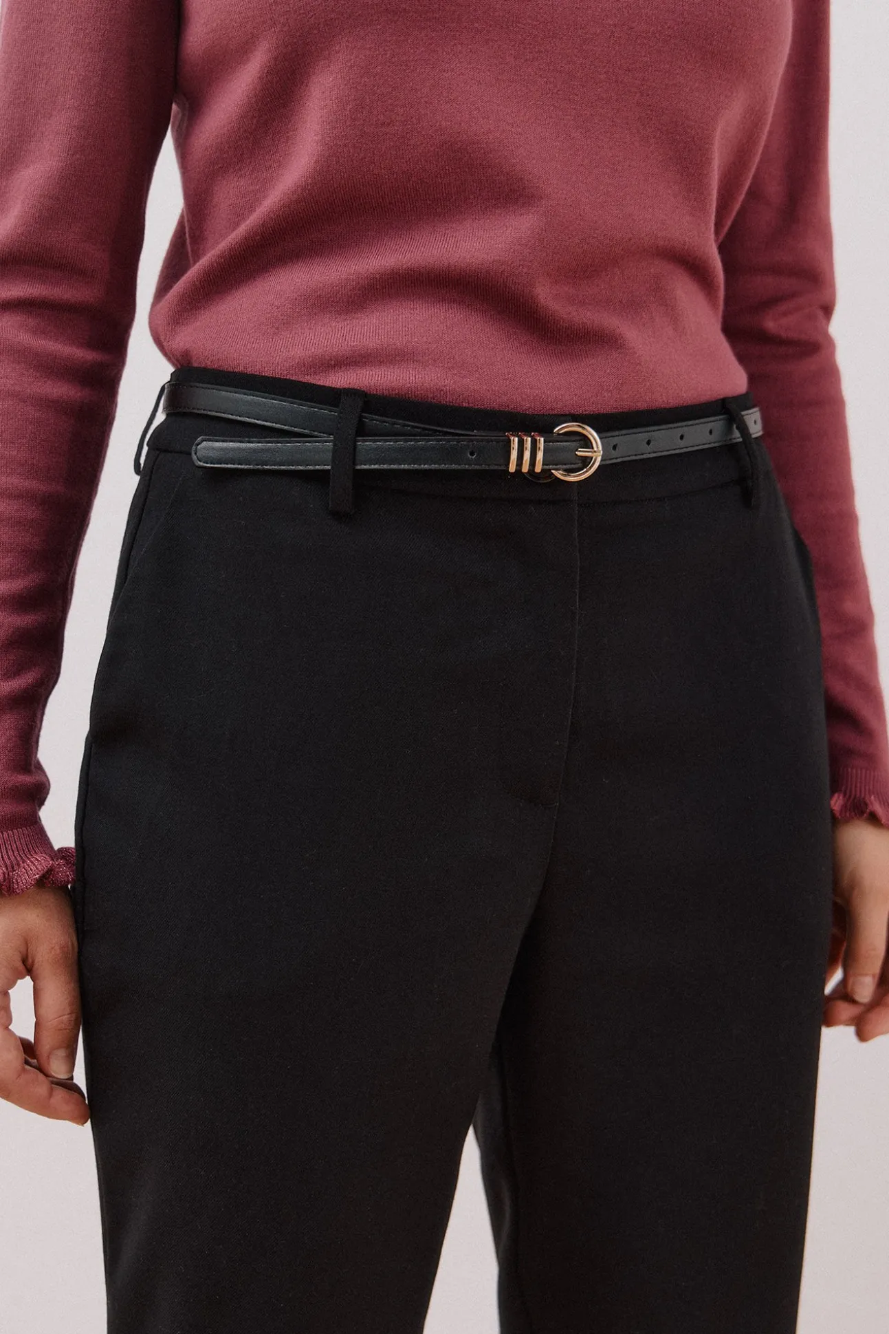 Pantalón de vestir con cinturón