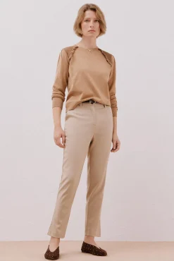 Pantalón de vestir con cinturón