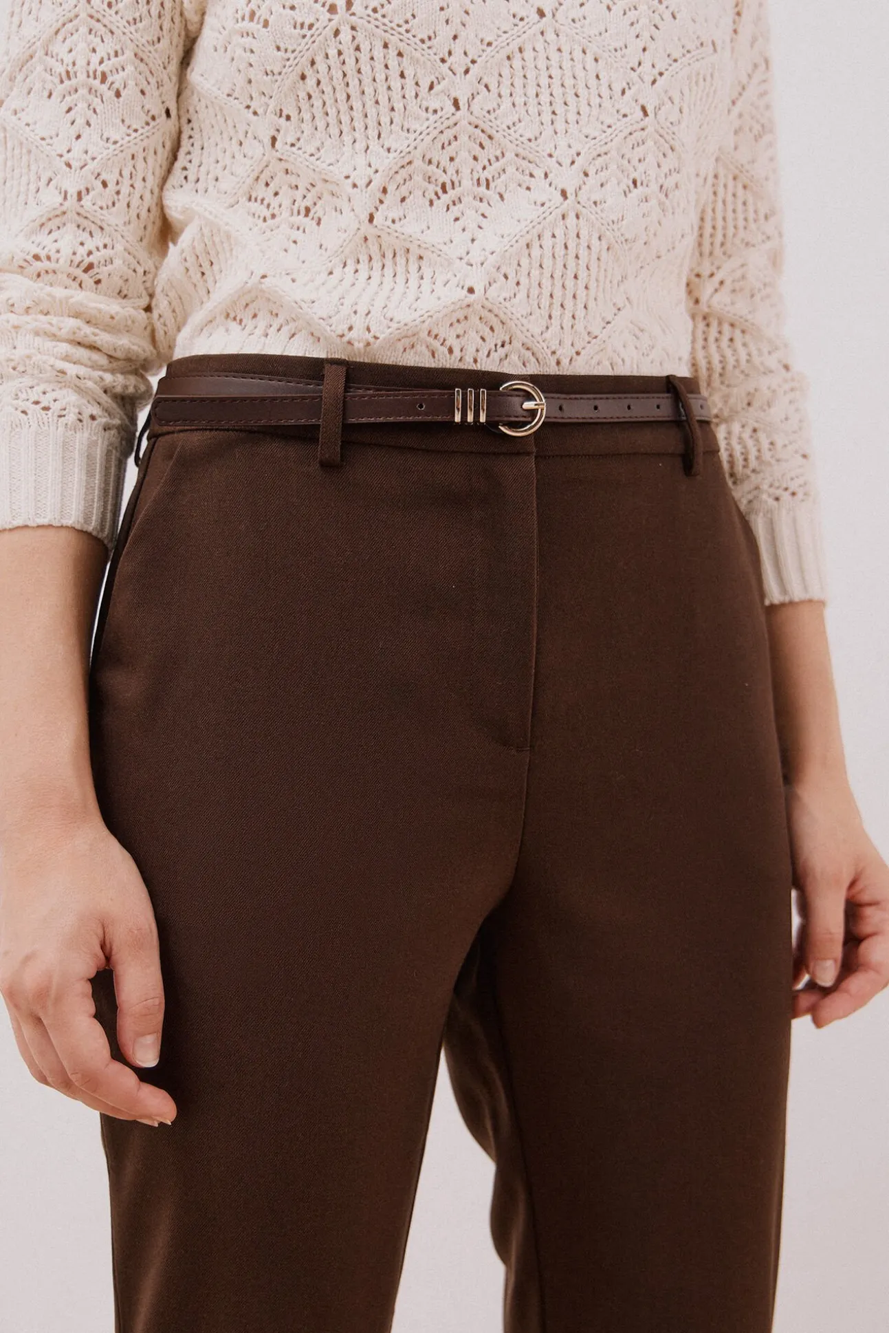 Pantalón de vestir con cinturón