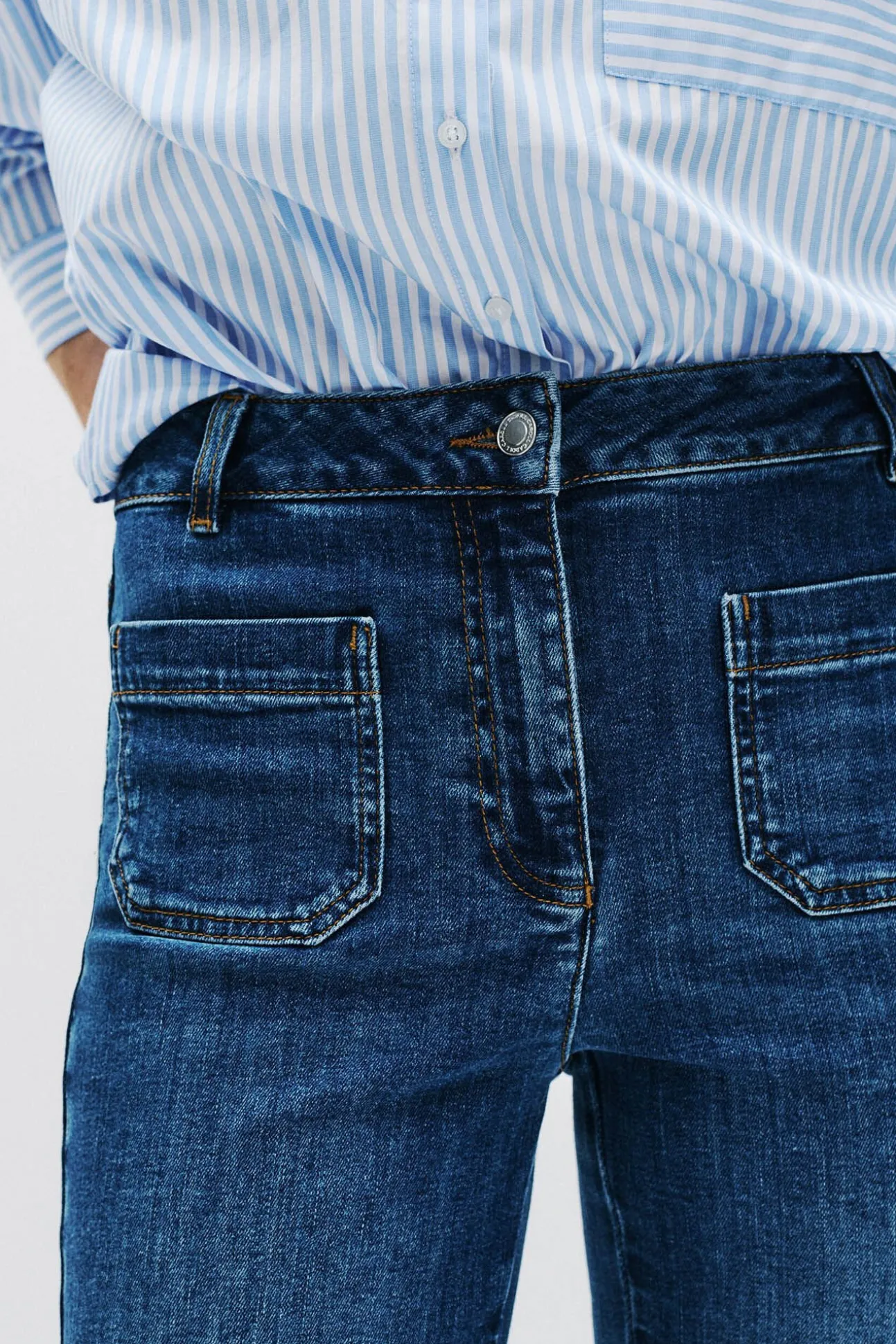 Pantalón denim clásico