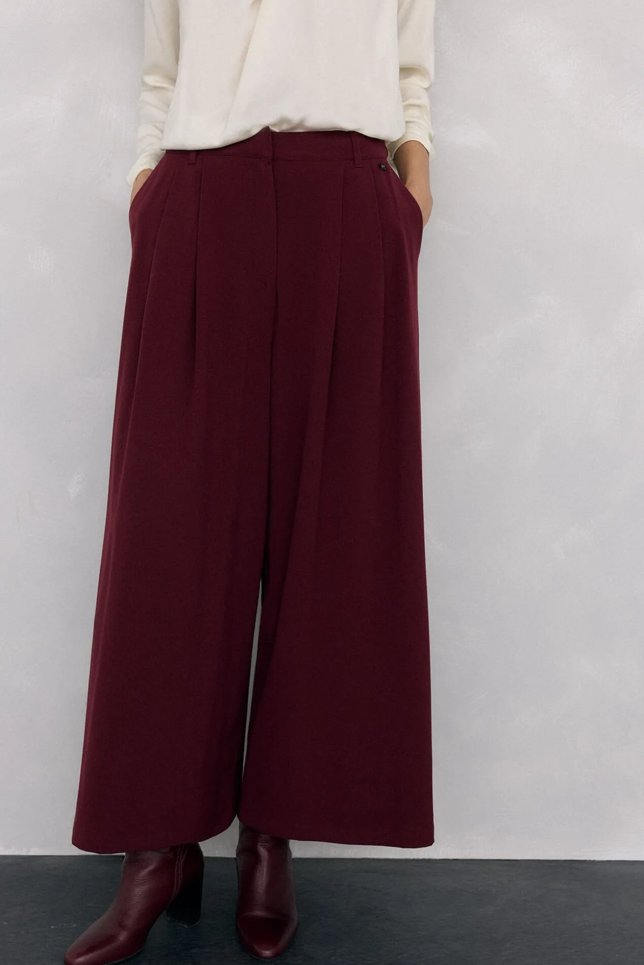 Pantalón falda