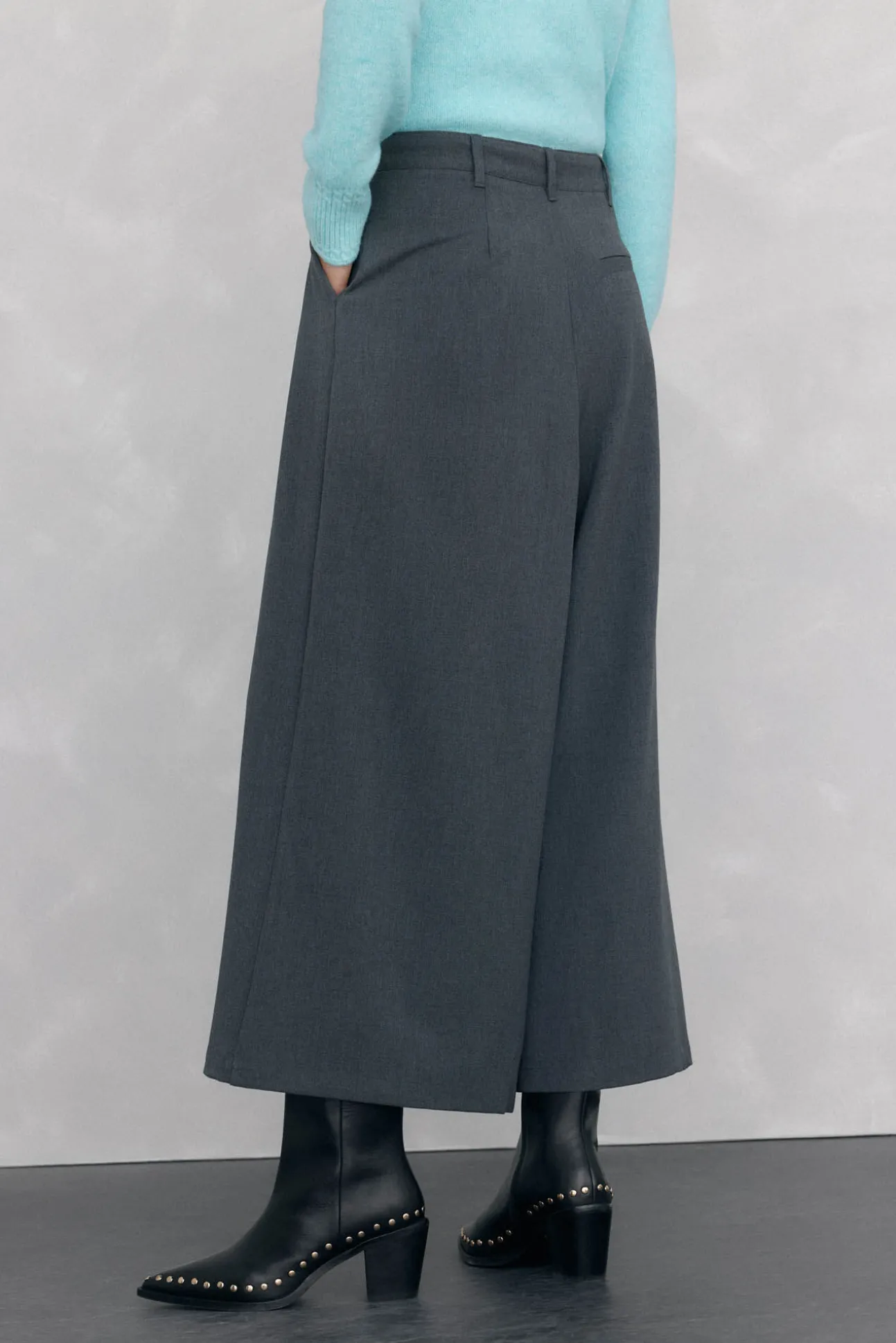 Pantalón falda