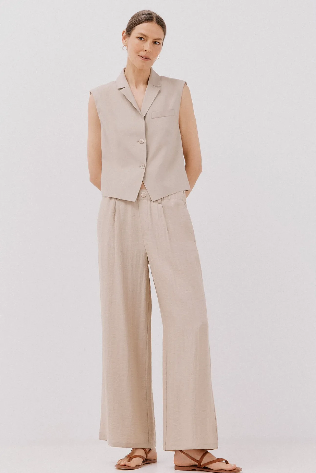 Pantalón fluido ancho