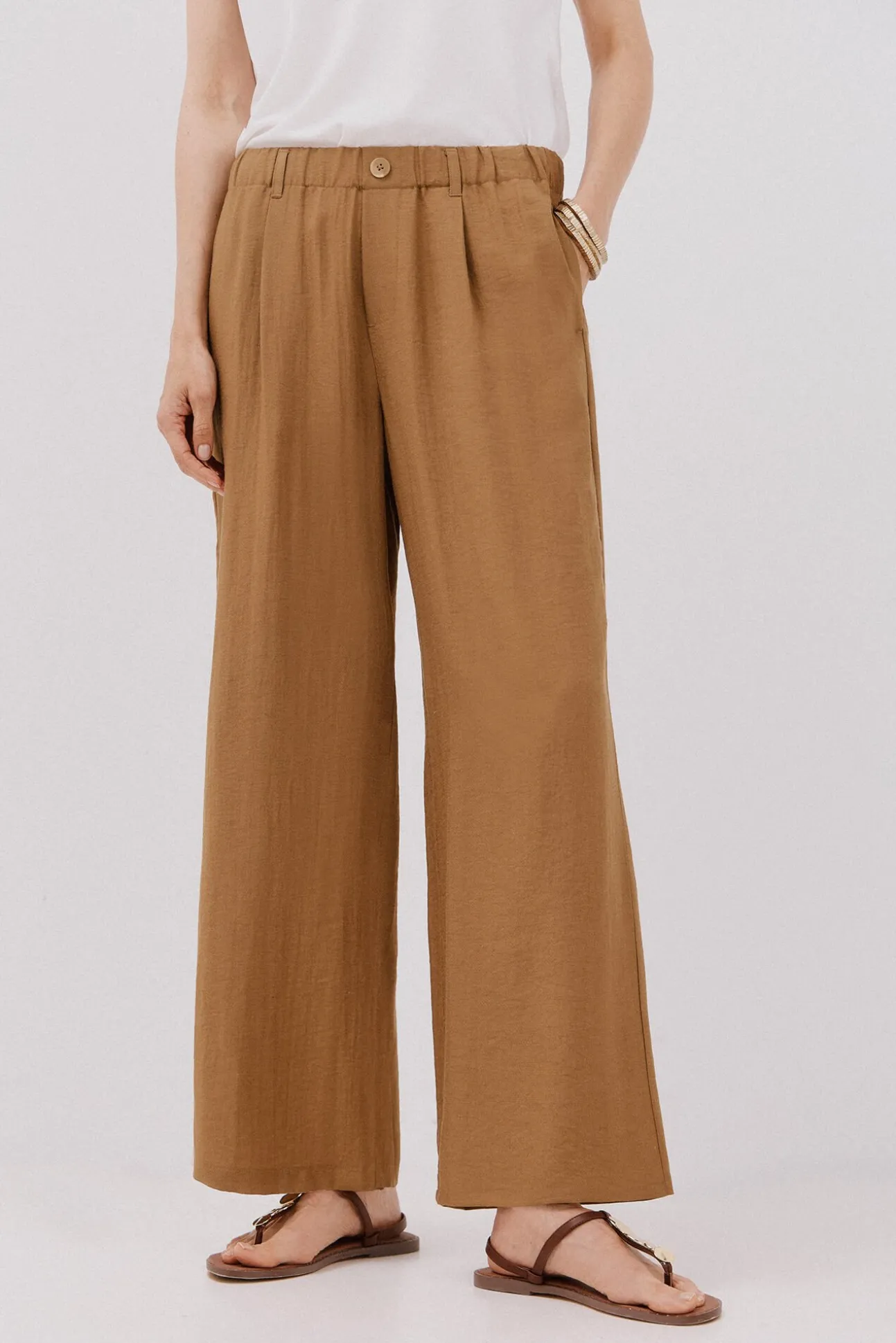 Pantalón fluido ancho