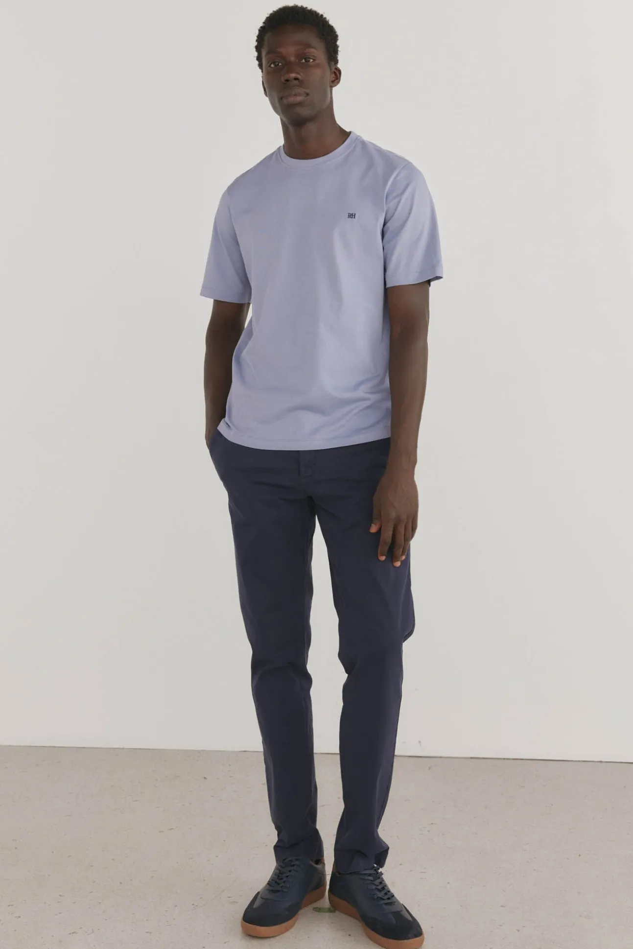 Pantalón premium chino ligero slim fit