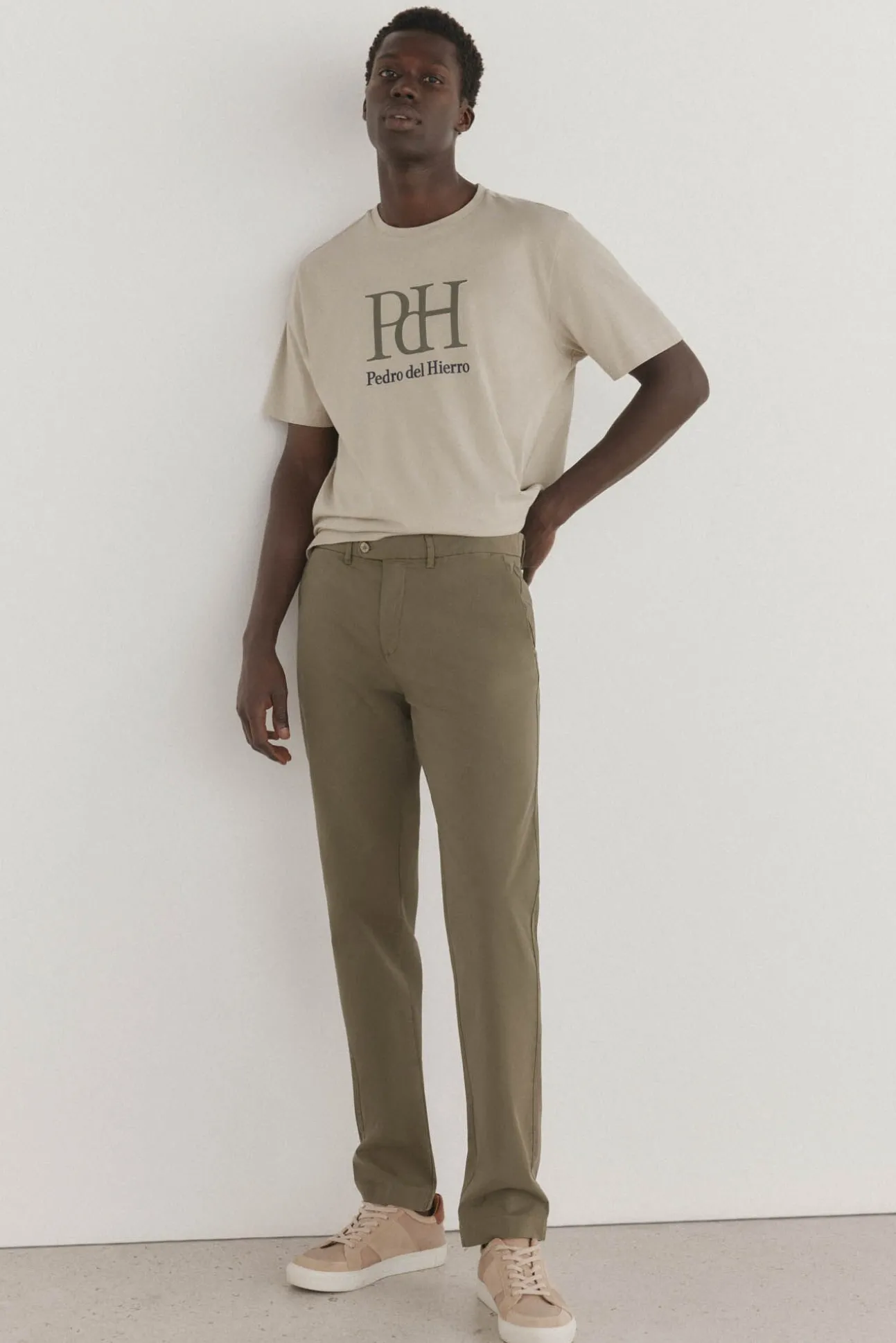 Pantalón premium chino ligero slim fit