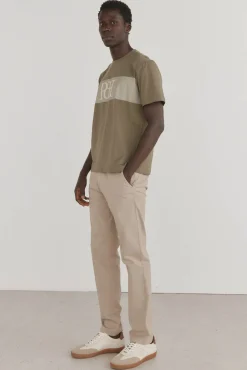 Pantalón premium chino ligero slim fit