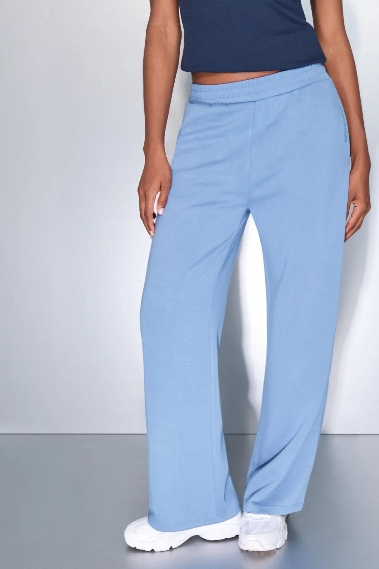 Pantalón recto ancho azul medio