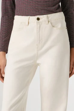 Pantalón vaquero acampanado tiro alto