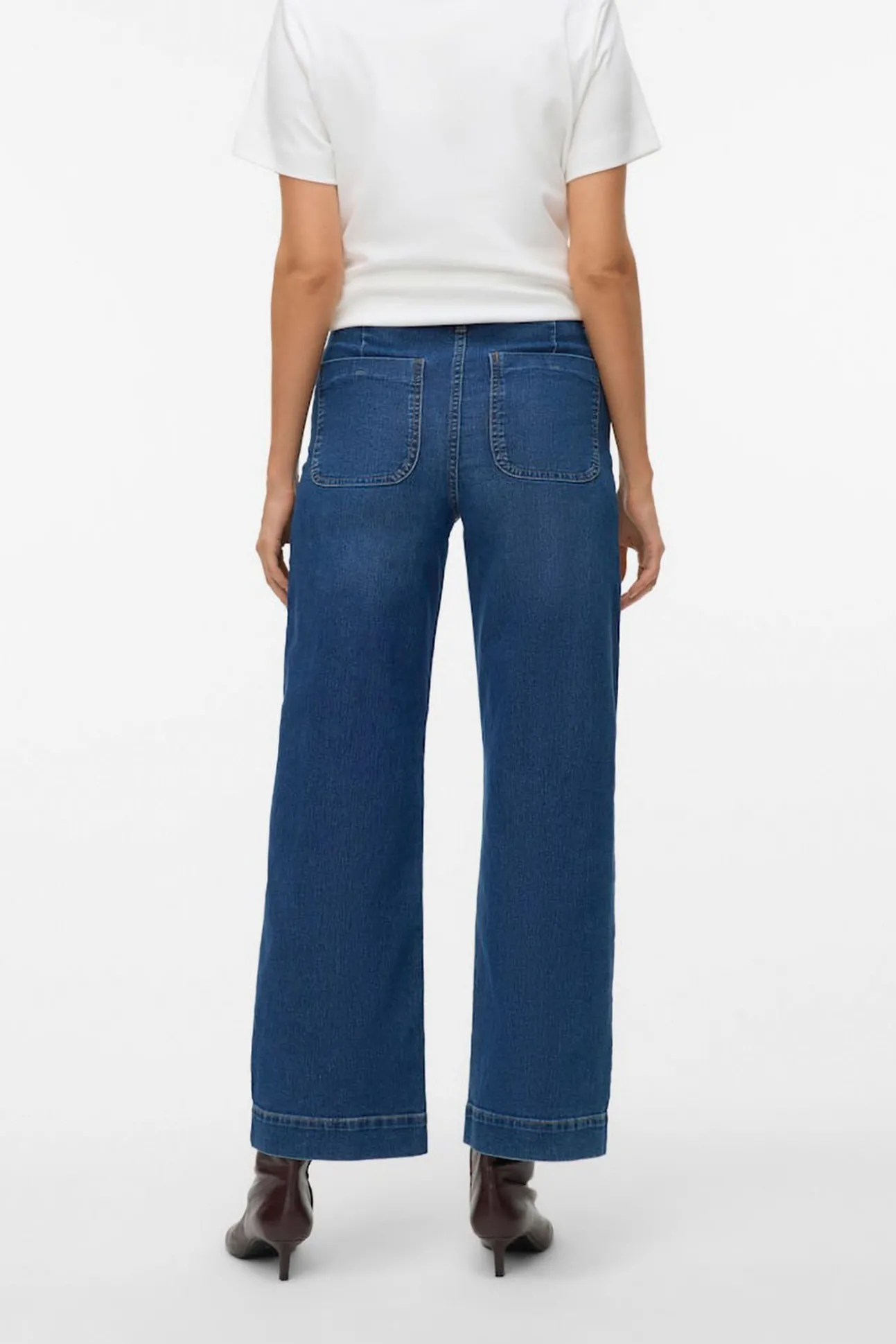 Pantalón vaquero pata ancha