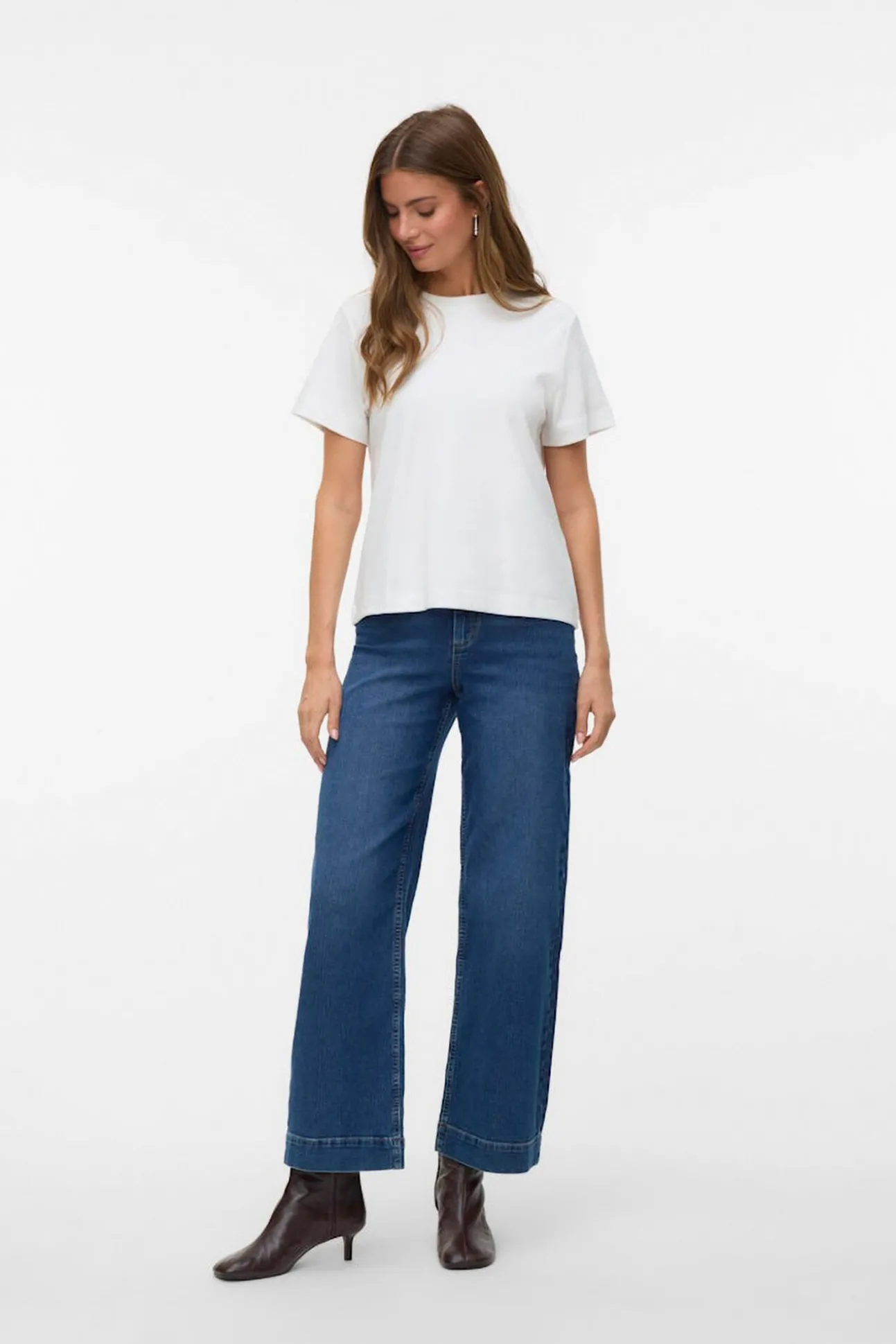 Pantalón vaquero pata ancha