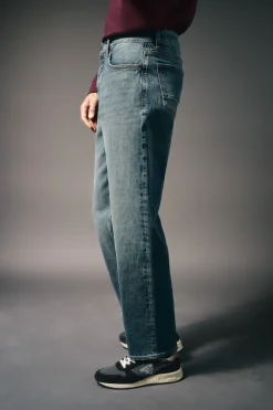 Pantalón vaquero straight fit