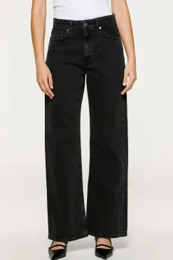 Pantalón vaquero Wide Leg.