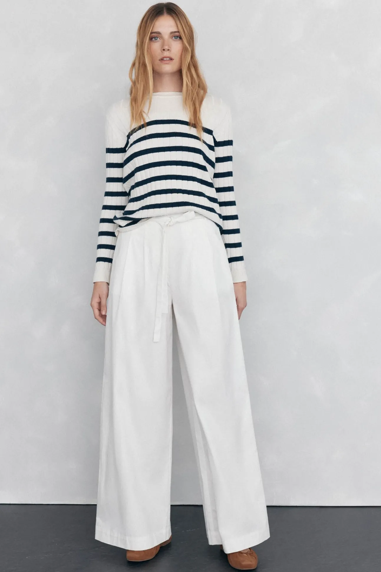 Pantalón wide leg