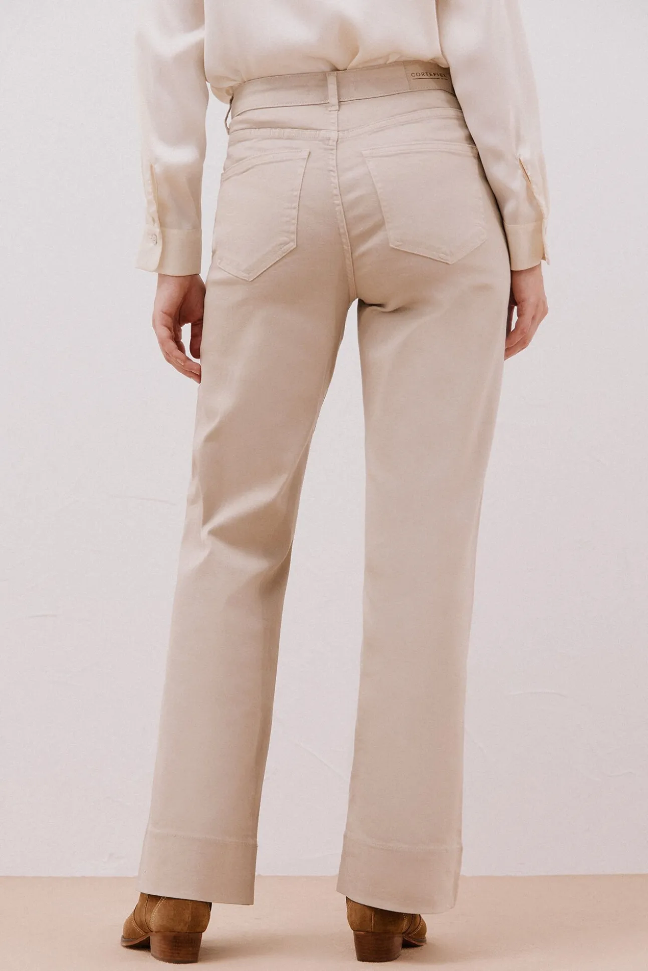 Pantalones buttons