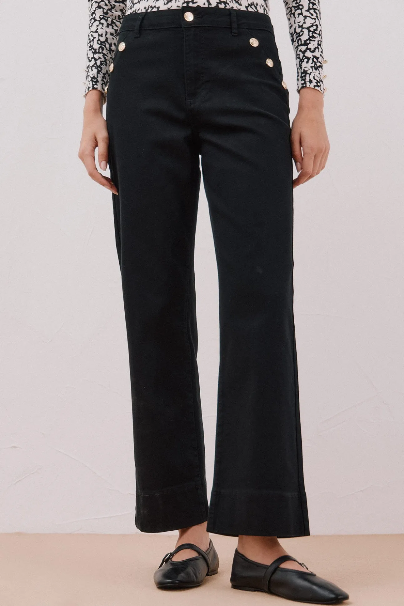 Pantalones buttons