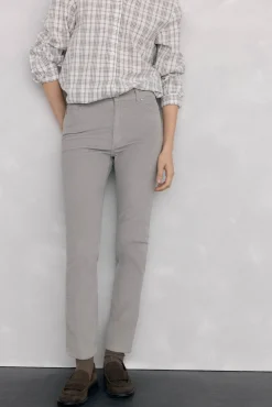 Pantalones pana push up