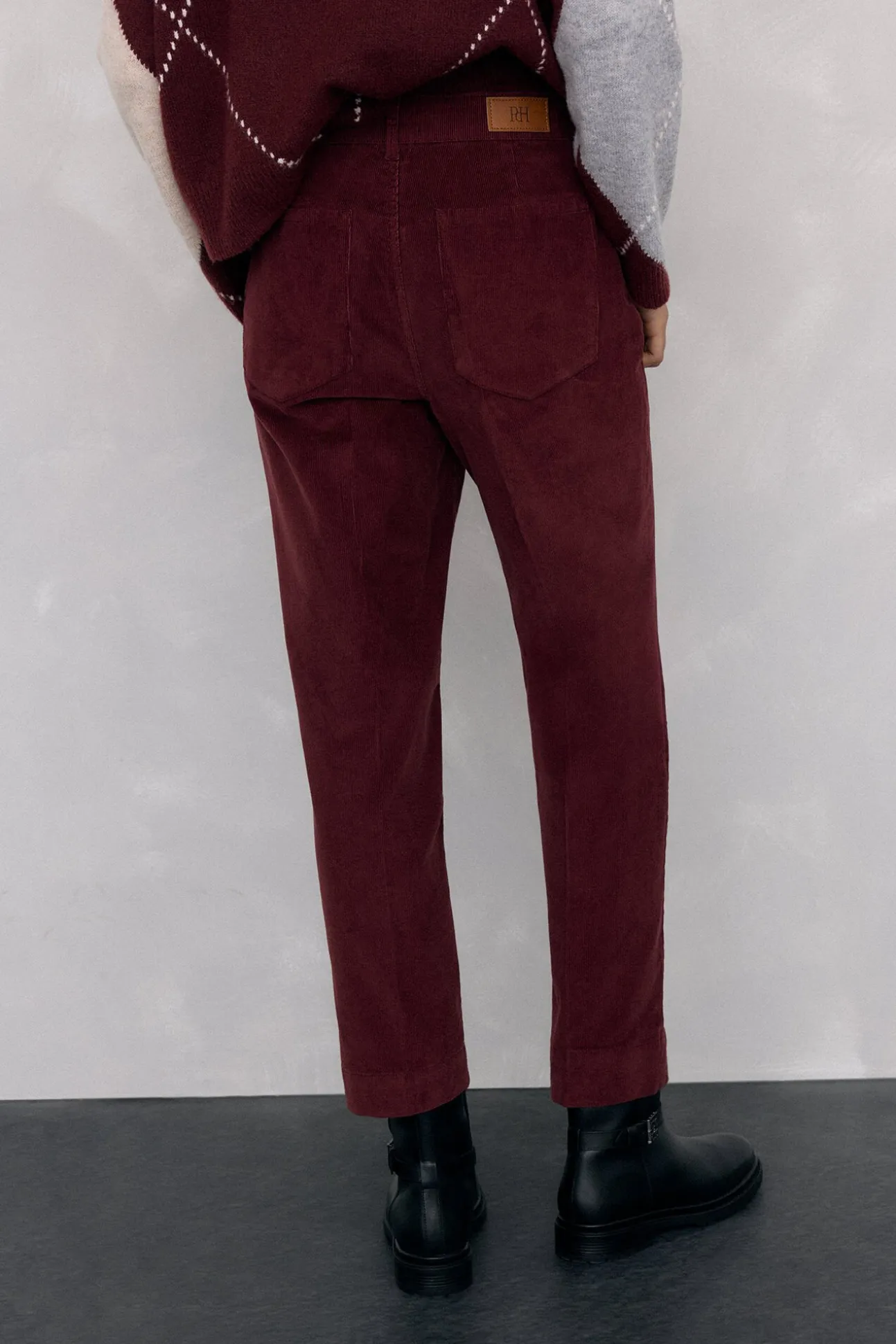 Pantalones pana slim classic