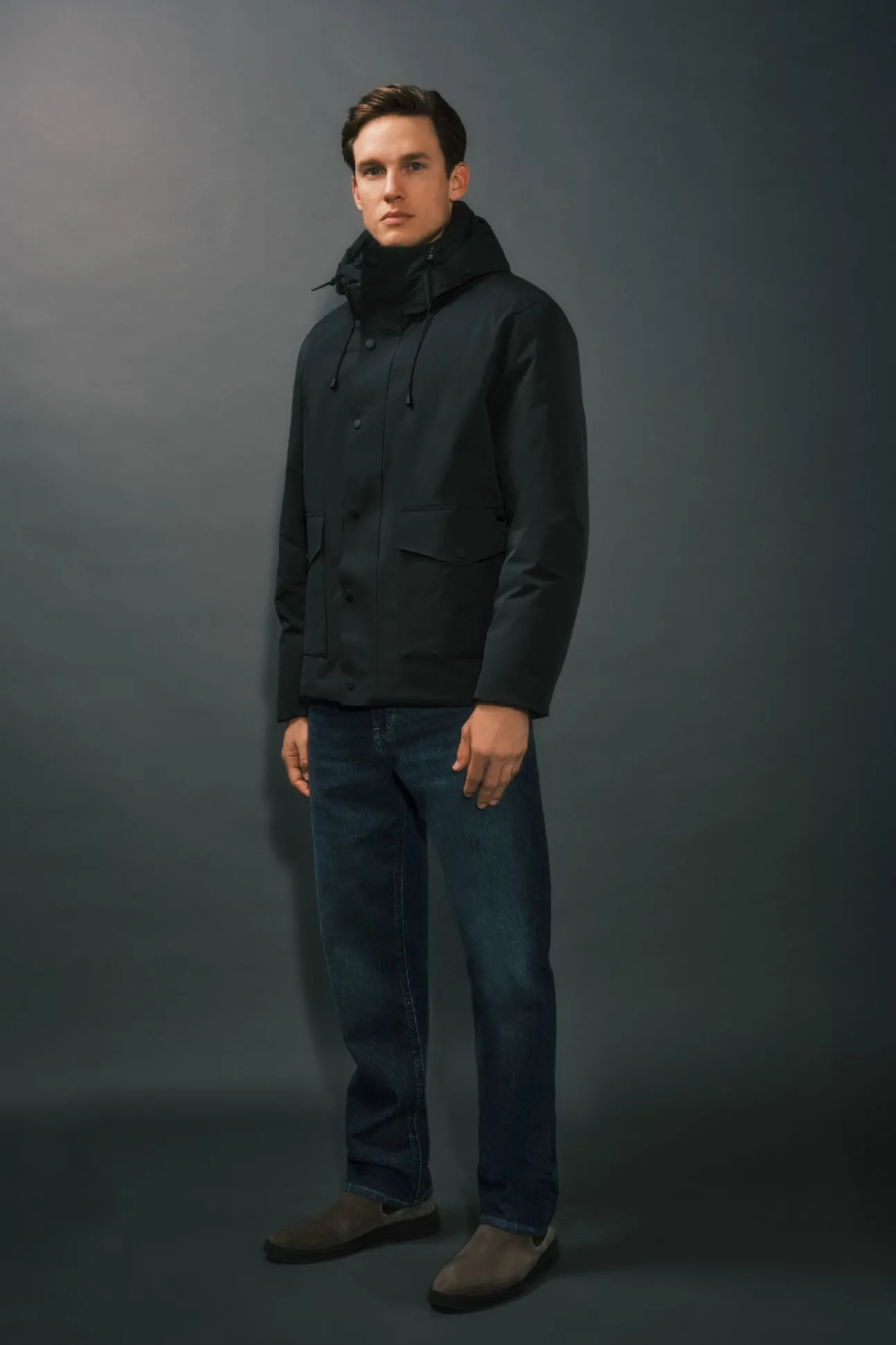 Parka con capucha