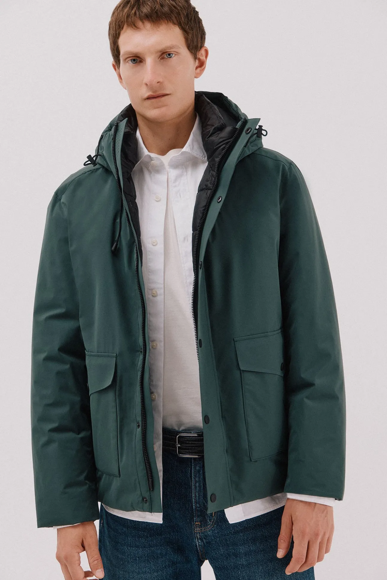 Parka con capucha