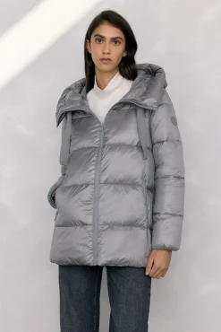 Parka corta capucha