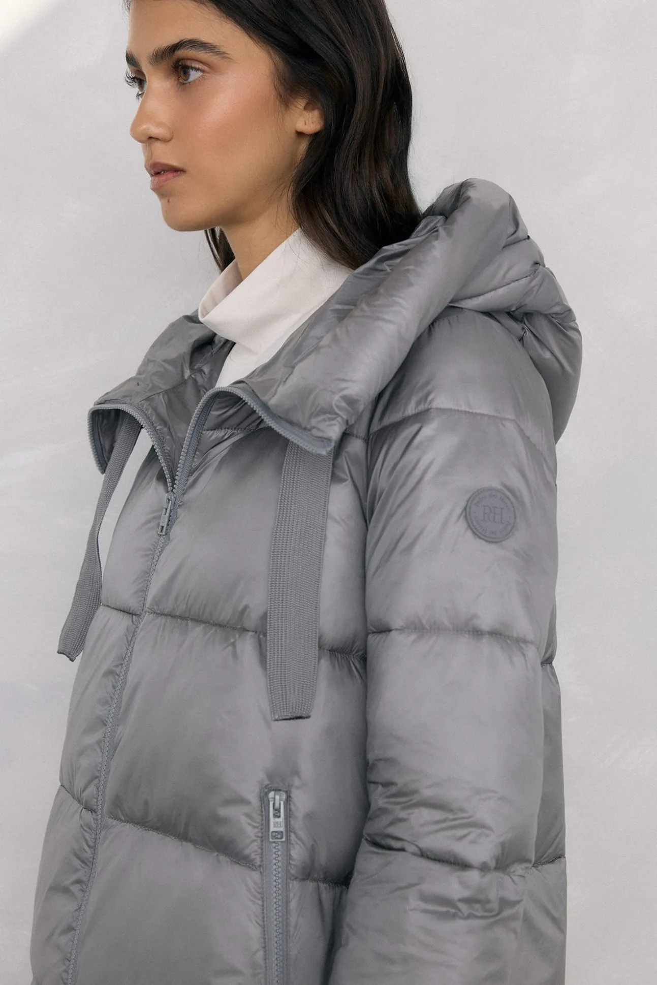 Parka corta capucha