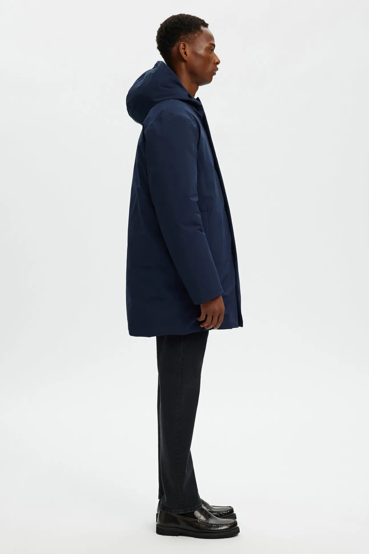 Parka impermeable con capucha