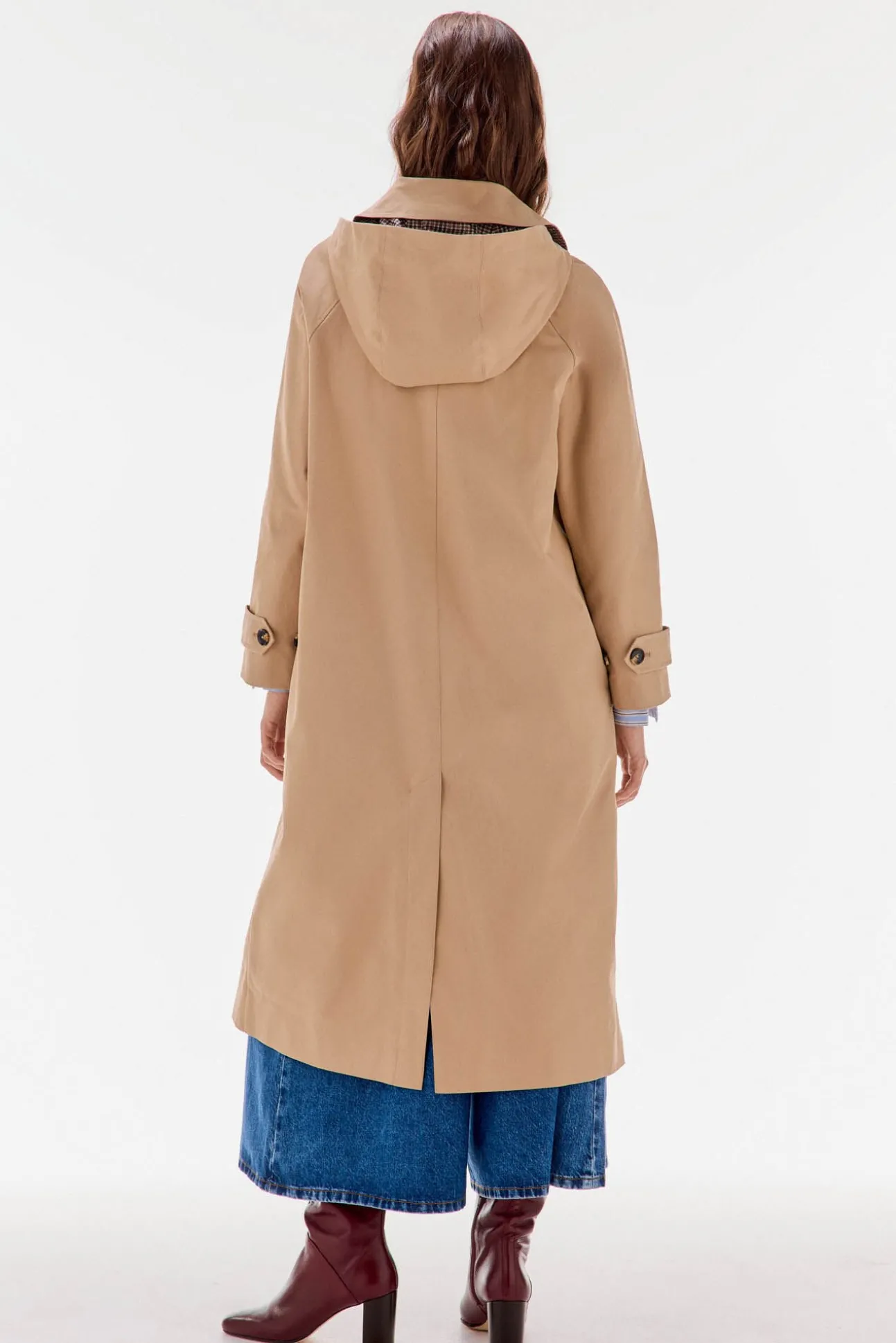 Parka larga capucha