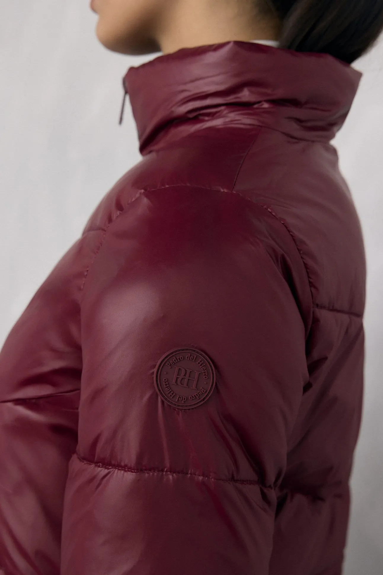 Parka larga capucha