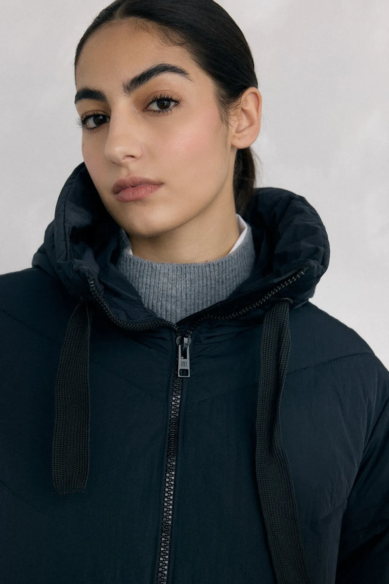 Parka larga capucha