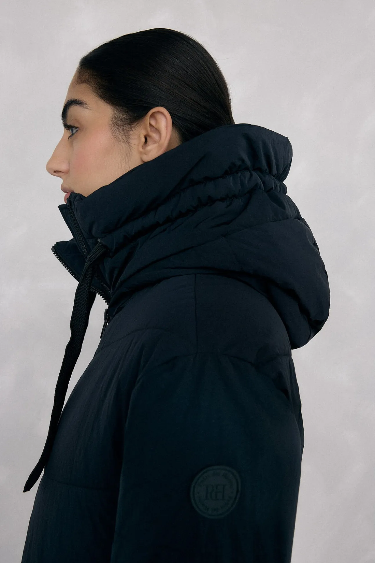 Parka larga capucha