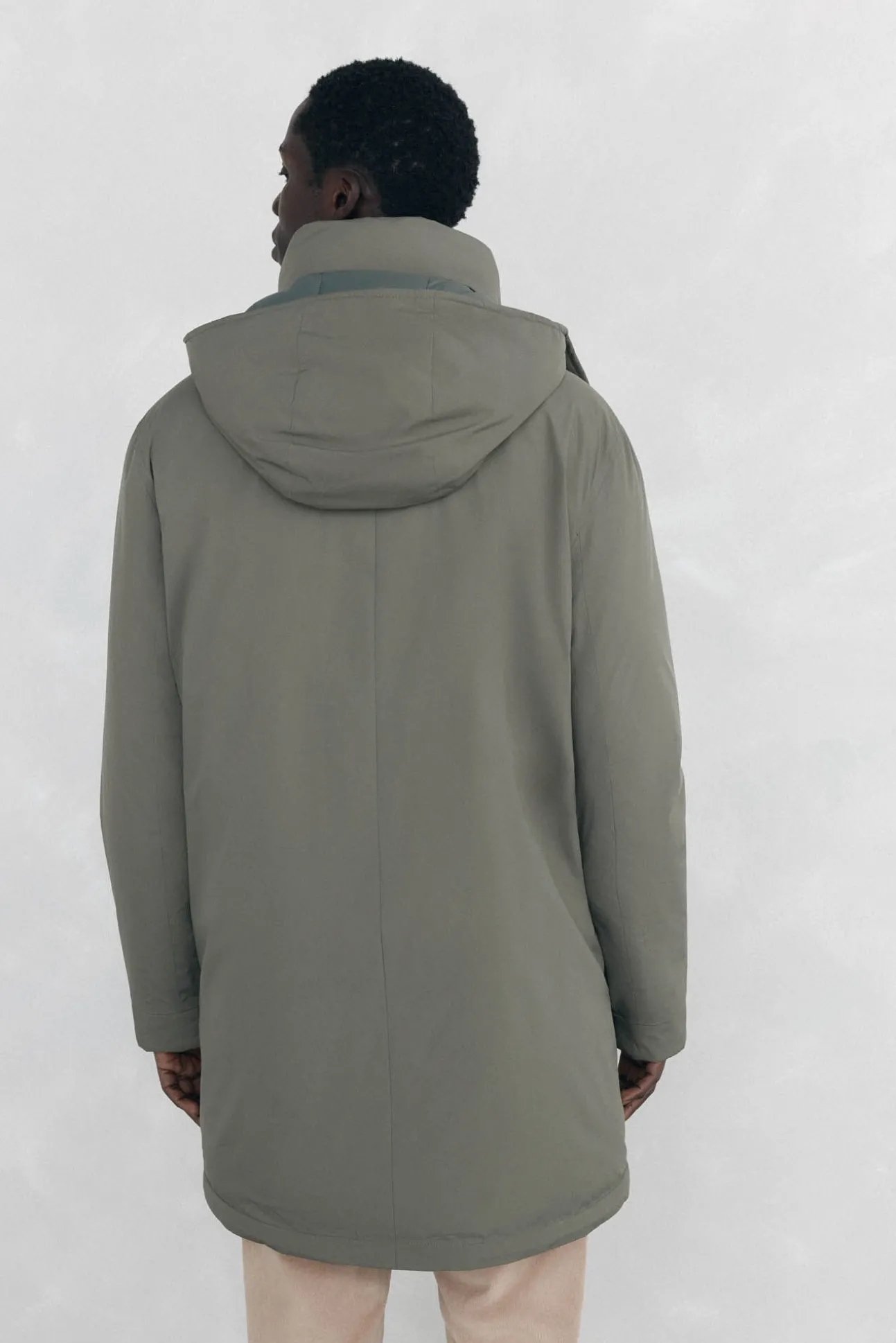 Parka larga capucha con vistas