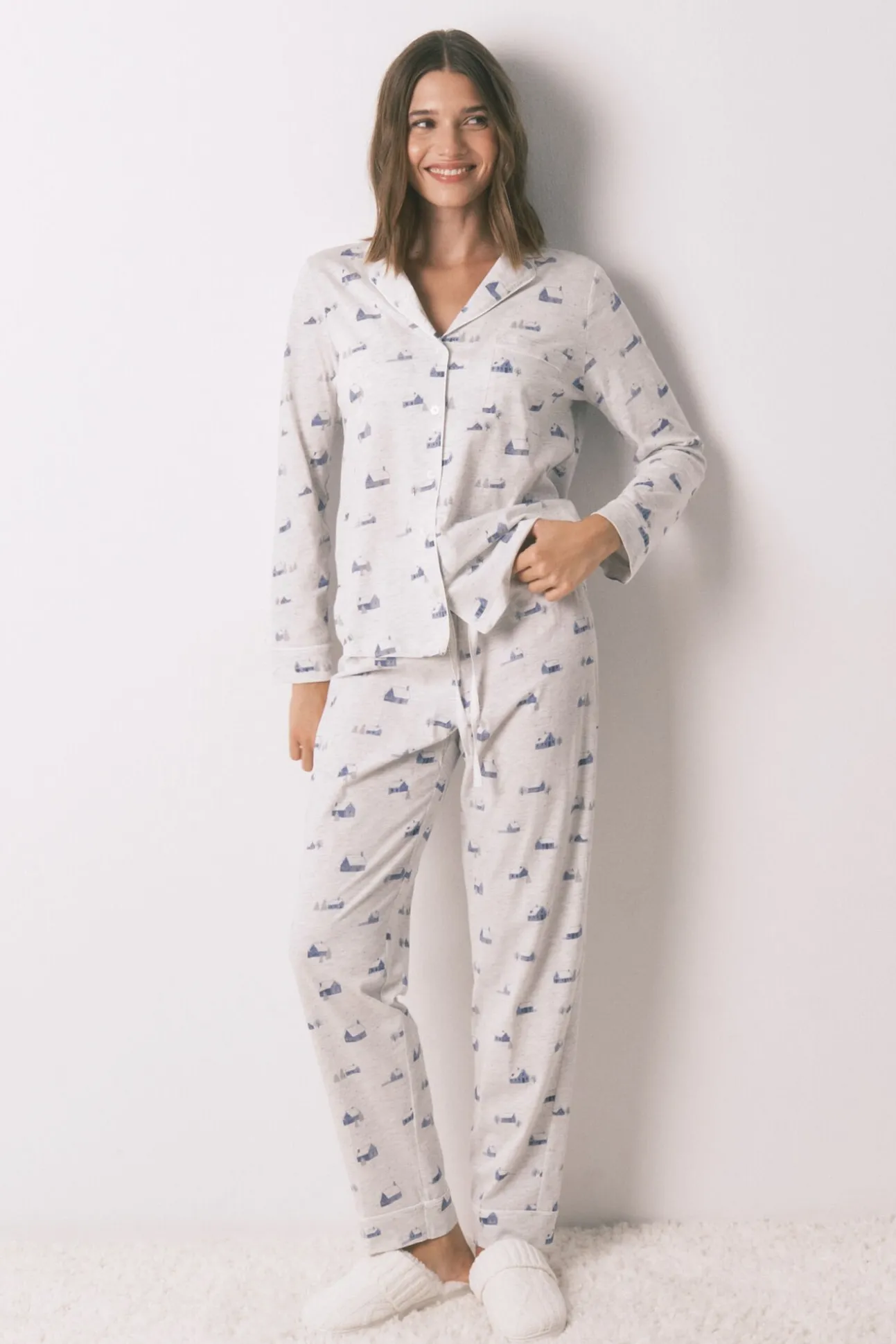 Pijama camisero largo 100% algodón gris print casitas