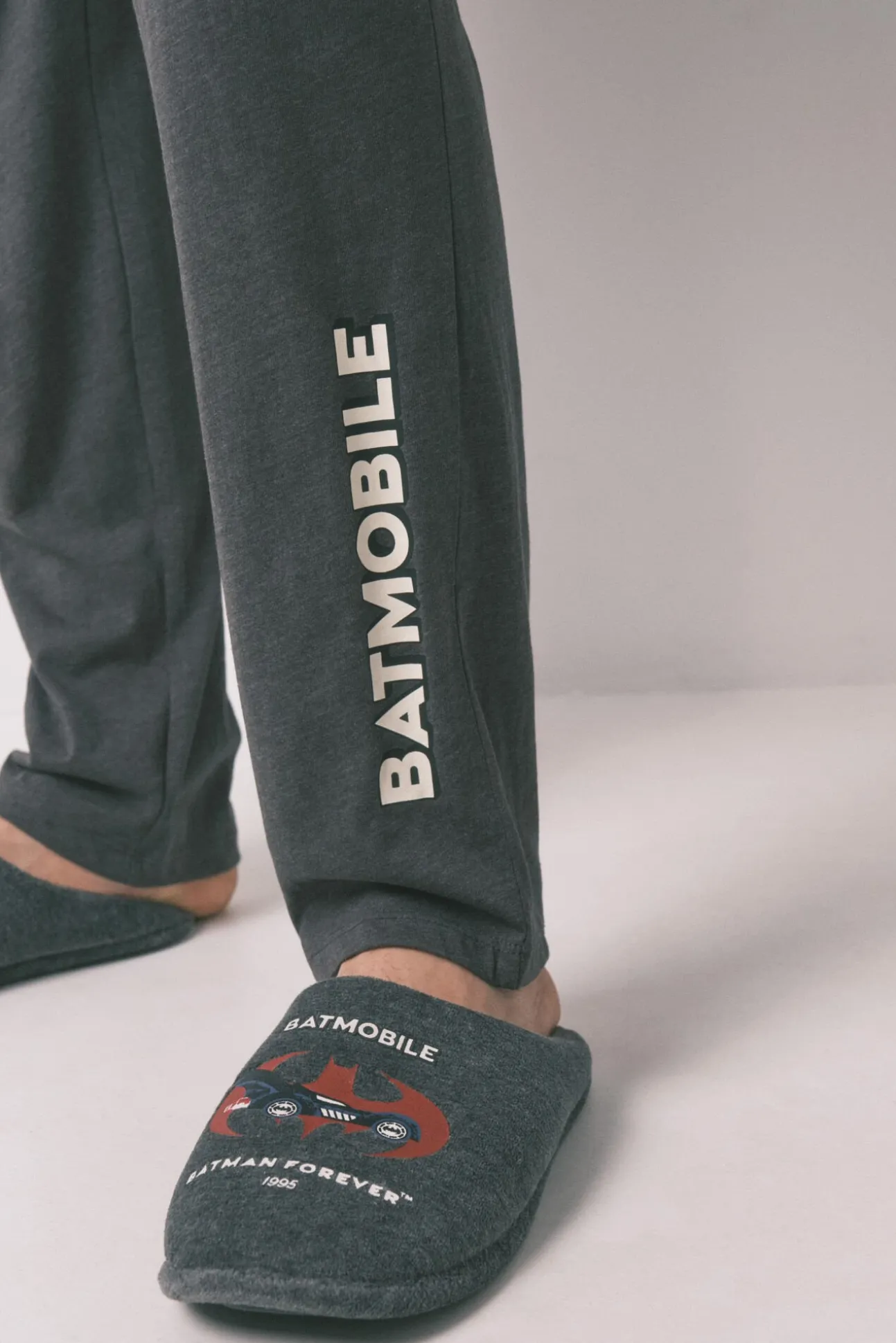 Pijama largo algodón Batman gris