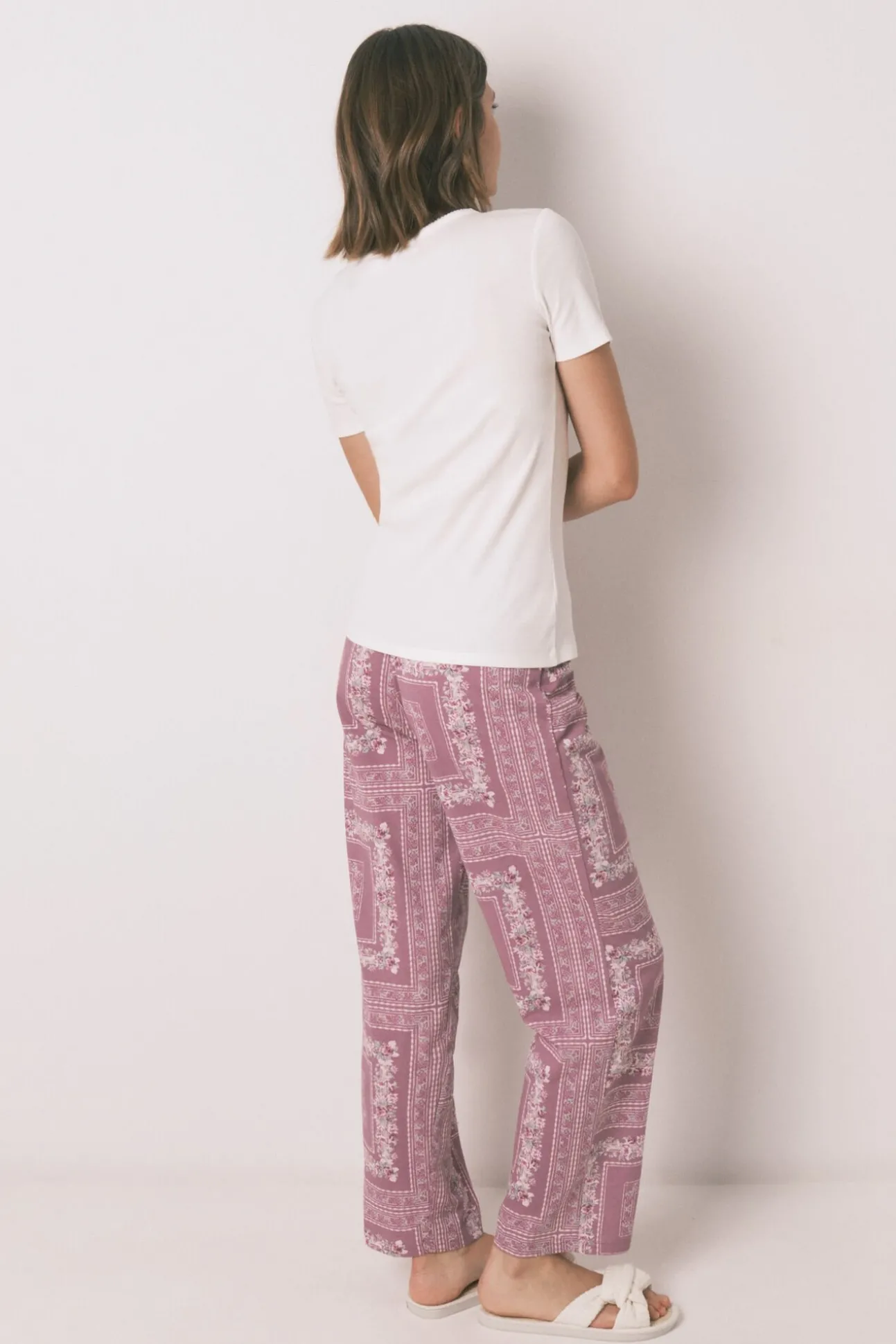 Pijama largo algodón estampado flores