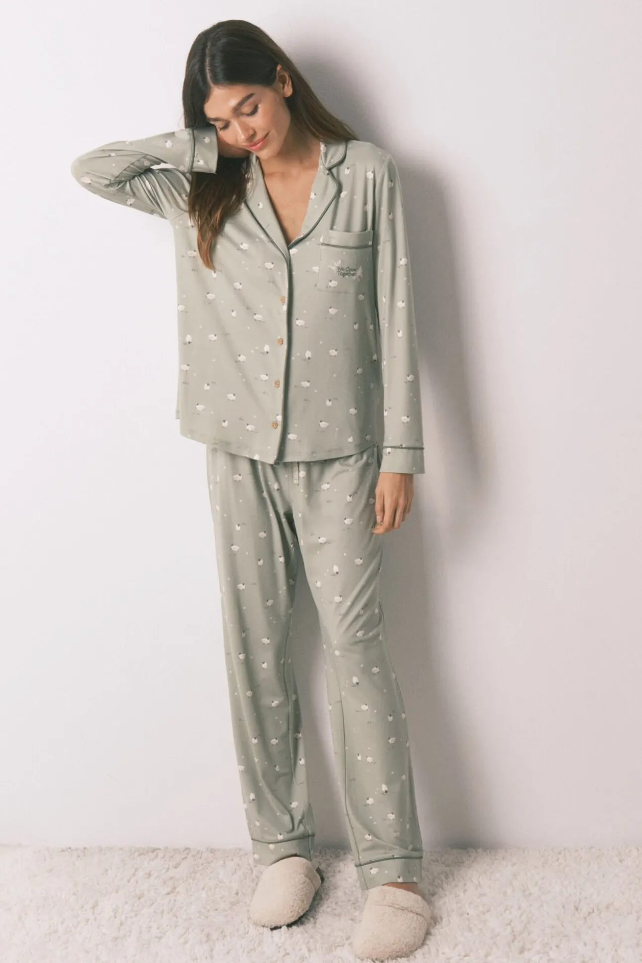 Pijama largo camisero ovejas