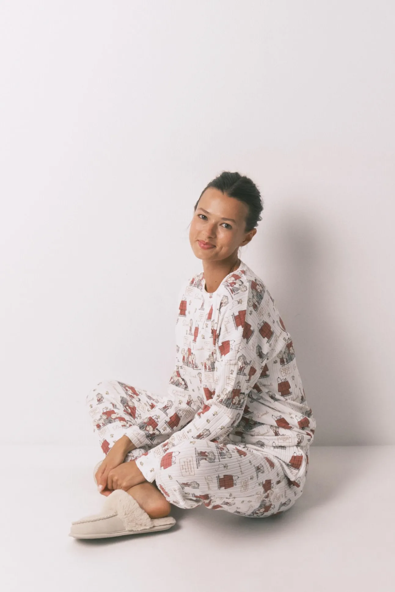 Pijama largo canalé suave blanco Snoopy
