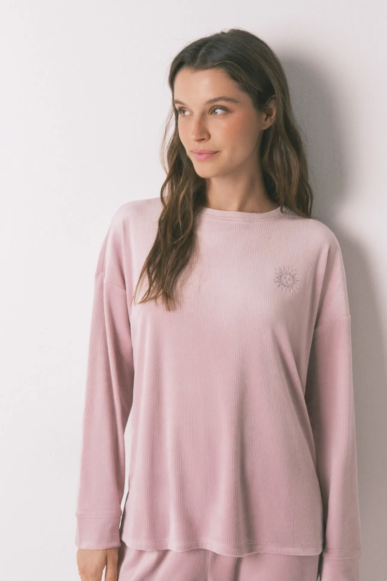 Pijama largo canalé terciopelo rosa