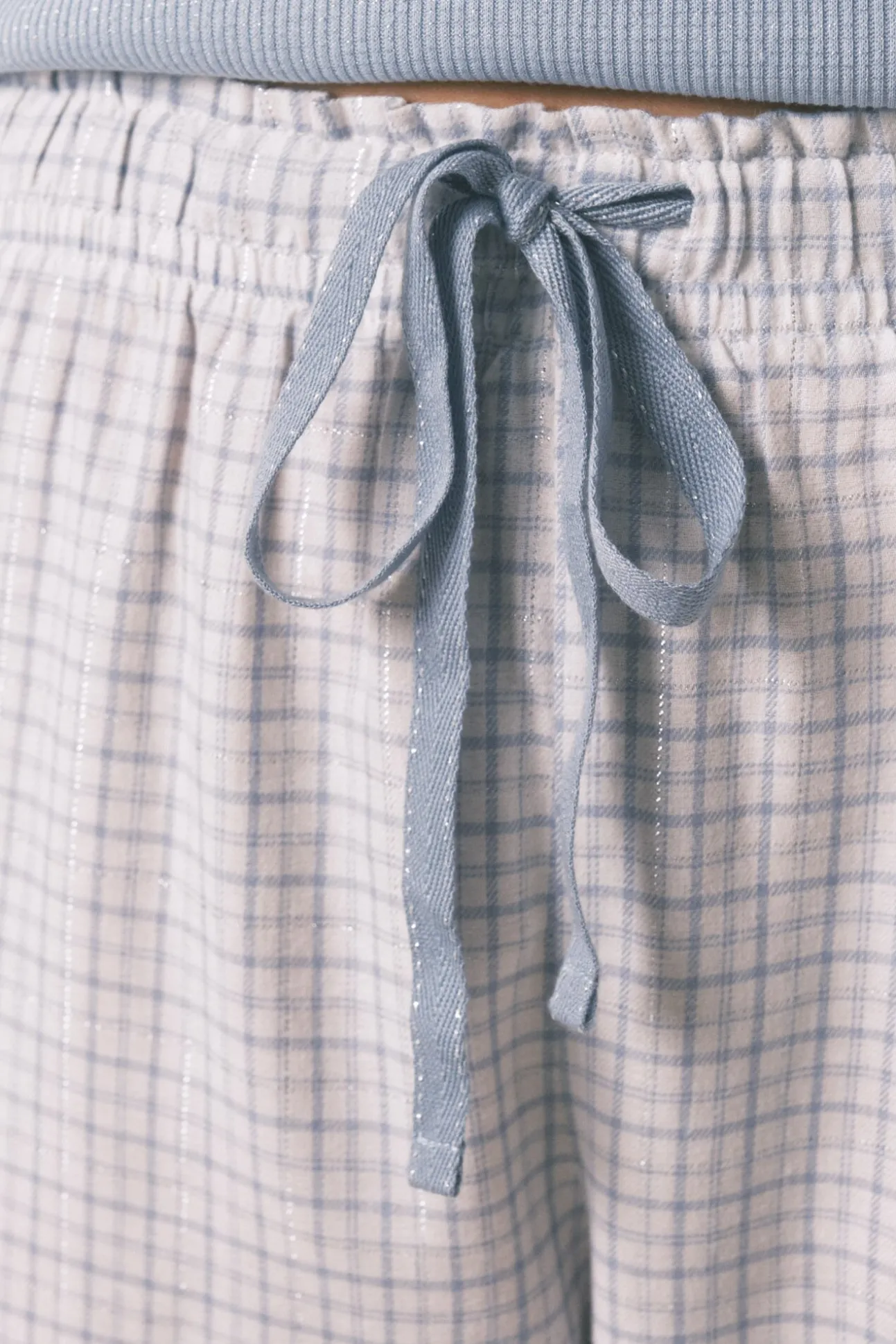 Pijama largo cuadros efecto brillo azul