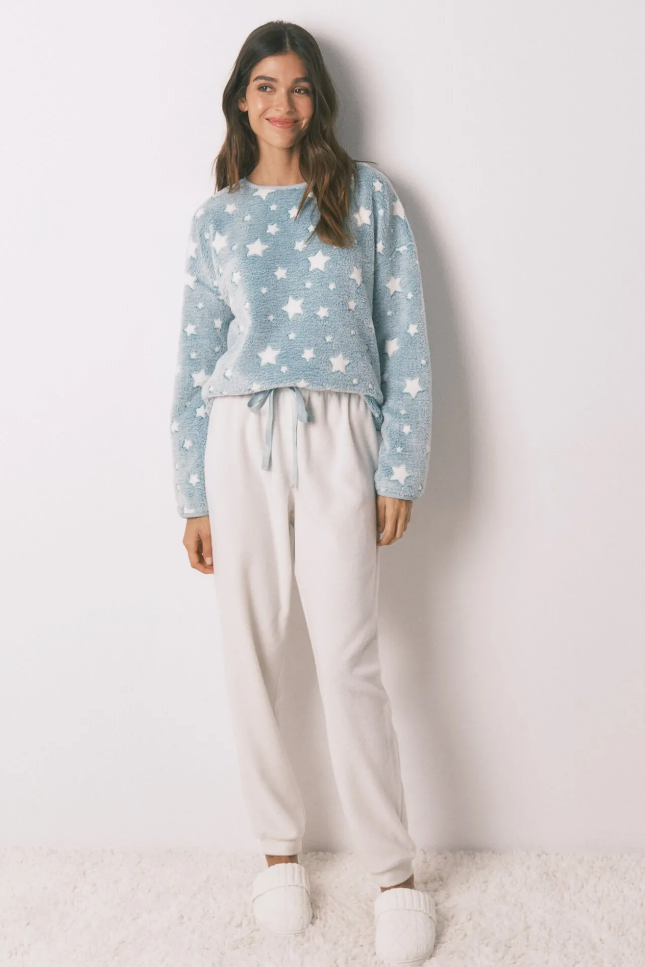 Pijama largo polar mousse estrellas