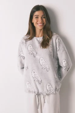 Pijama largo polar suave estampado "Hedwig"