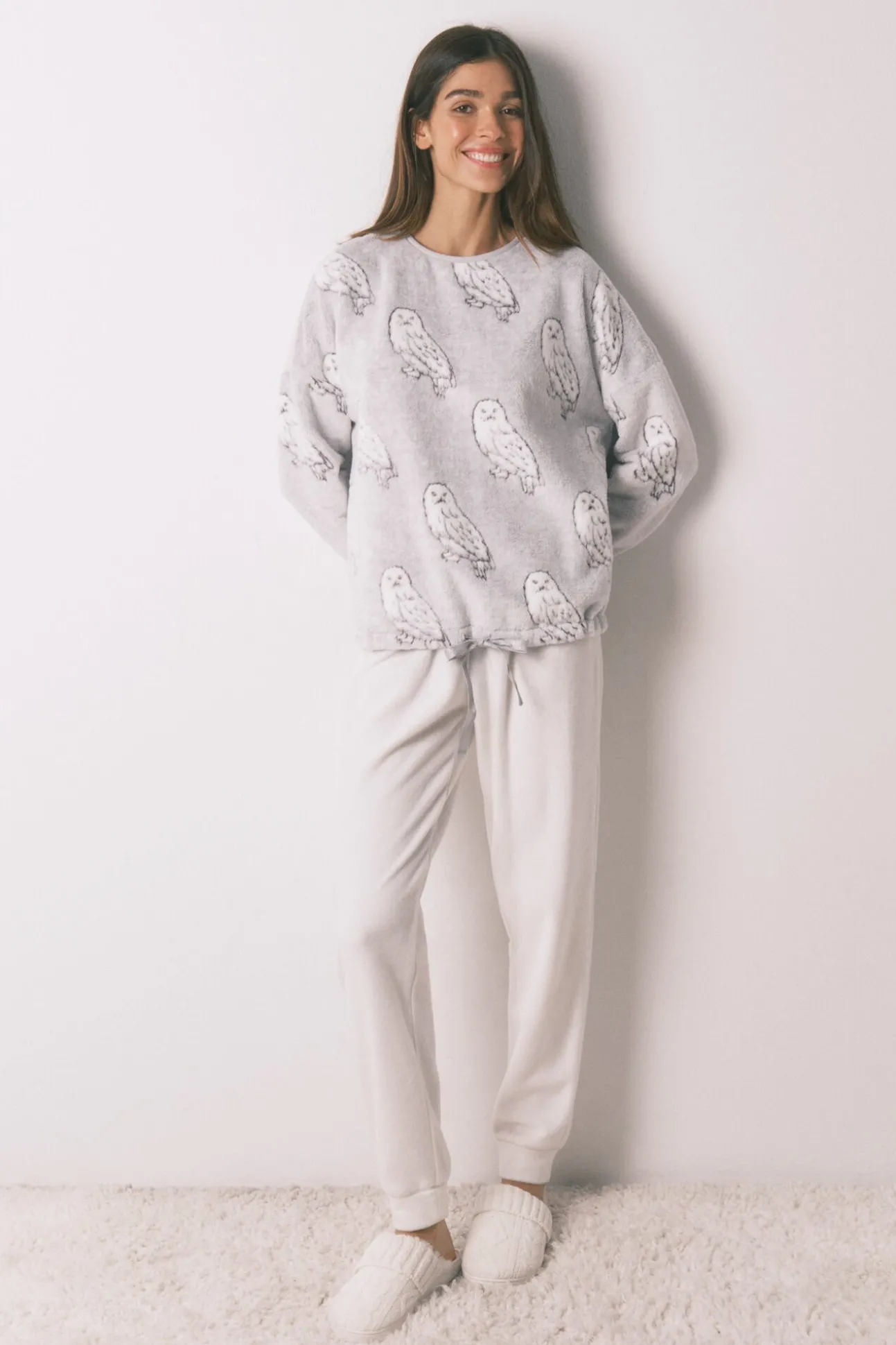 Pijama largo polar suave estampado "Hedwig"