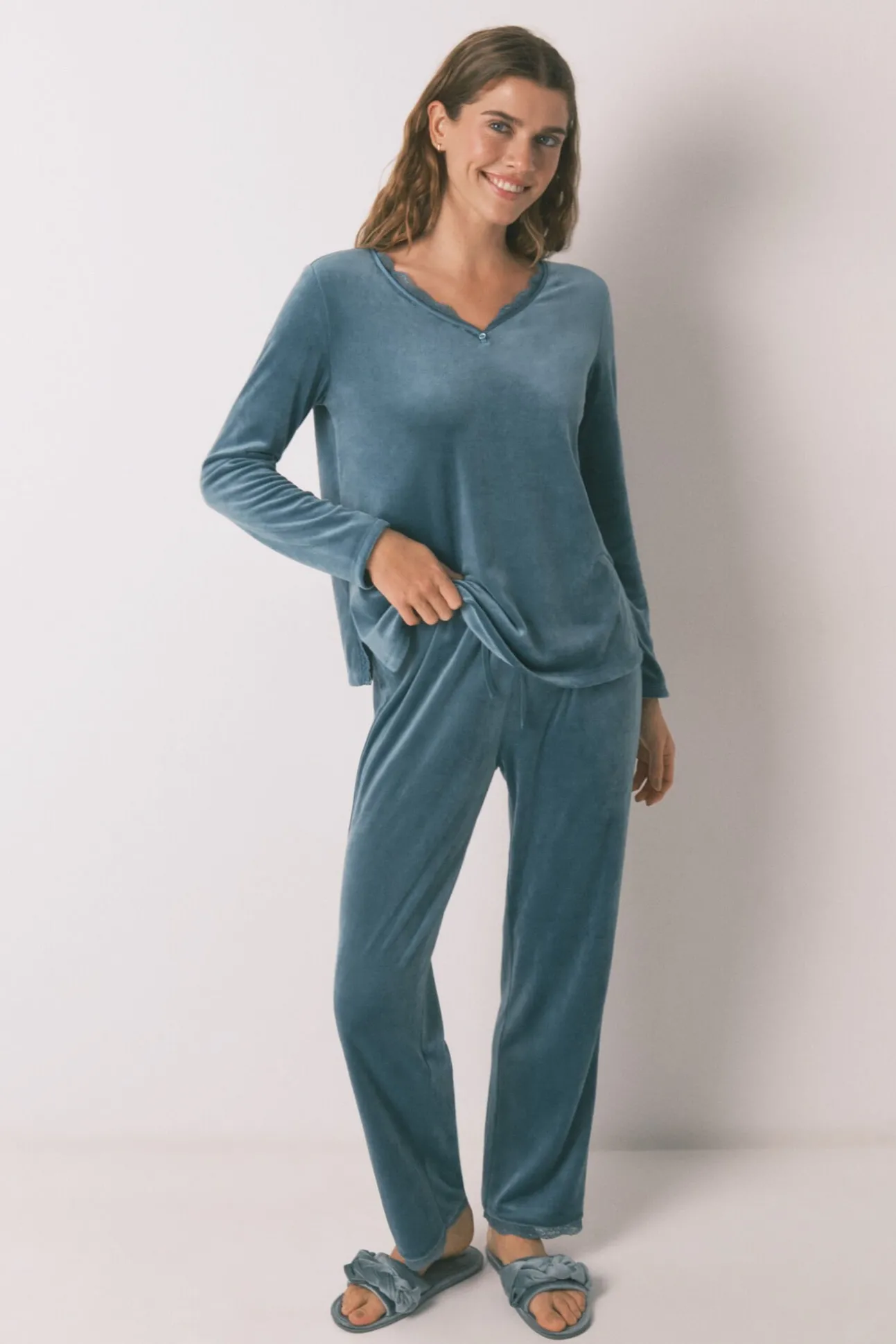 Pijama largo terciopelo verde